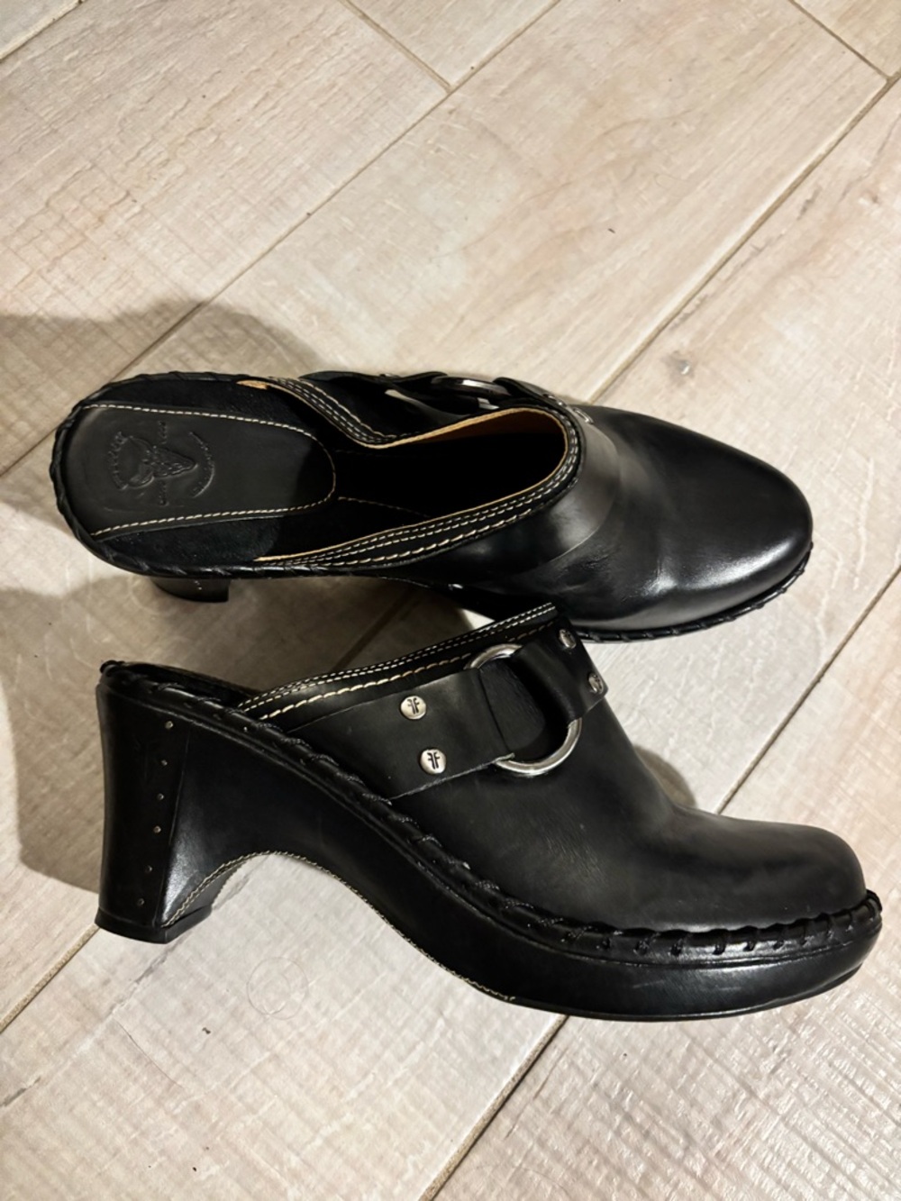 Frye Women's Black Leather Clog Mules Size 10 Block Heel Slip-On Western